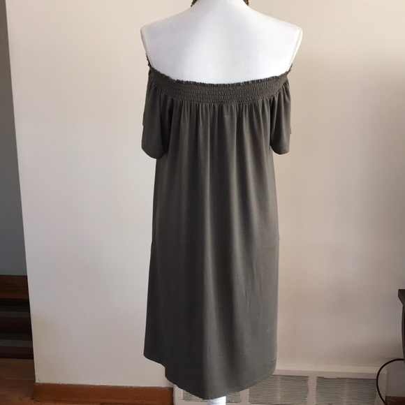 Dress - Picture 4 of 5